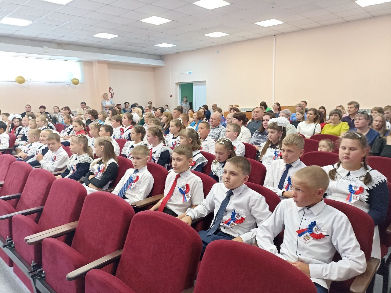 &amp;quot;Яркий старт в пятый класс: в Мишелевской СОШ №19 прошел праздник выпускников начальной школы&amp;quot;.