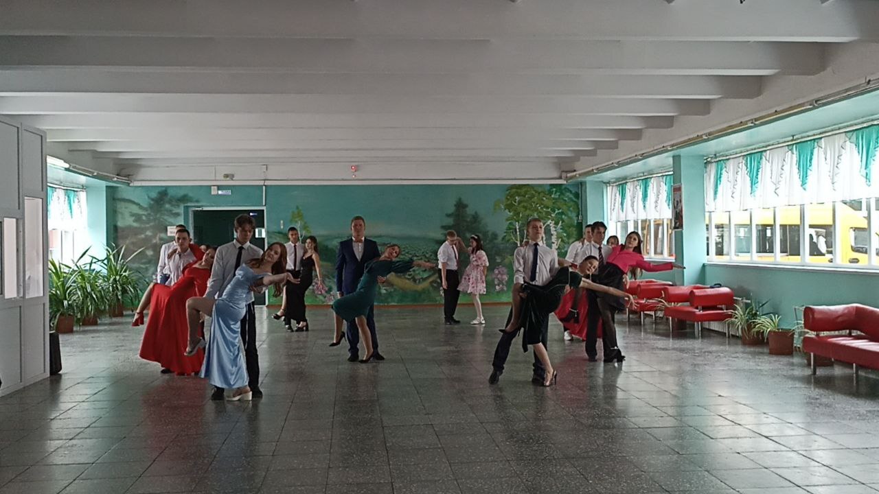 &amp;quot;До свидания, школа! Здравствуй, новая жизнь!&amp;quot;.